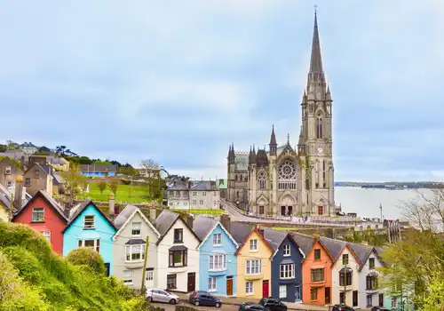 Discover the coasts, castles, and hospitality of the Emerald Isle. Destinations with Top Passes in Ireland, Europe in 2026.