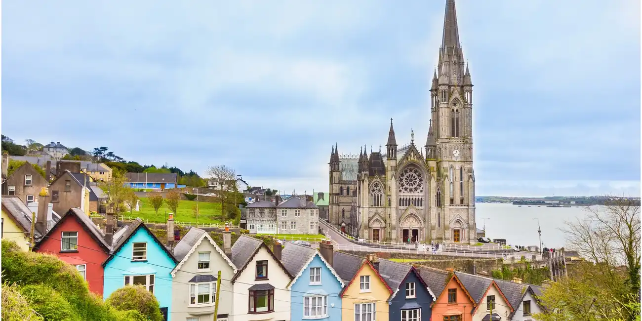 Discover the coasts, castles, and hospitality of the Emerald Isle. Destinations with Top Passes in Ireland, Europe in 2026.